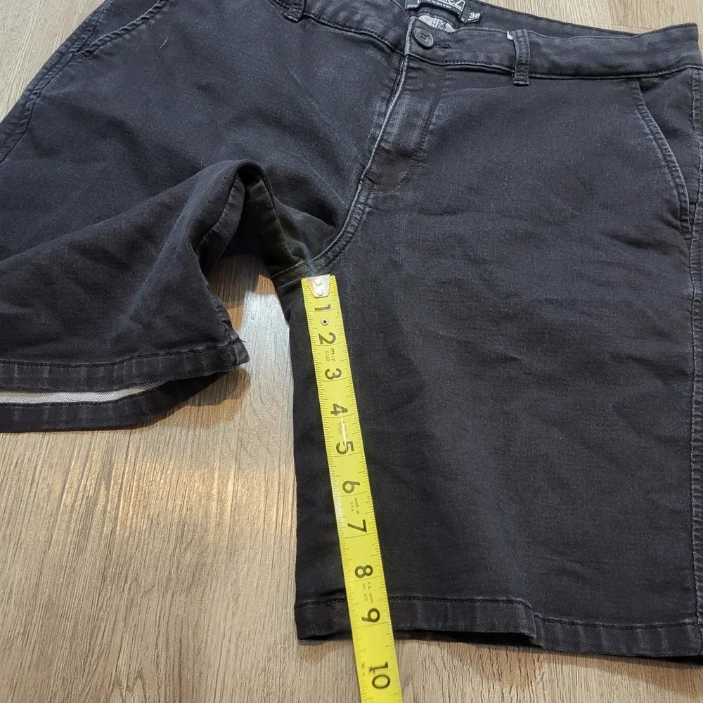 Ezekiel Men's Black Shorts Elastic Size 36 Waist 9
